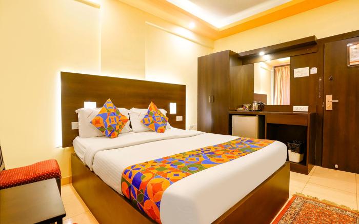 FabHotel Manoshanti, Nr Big Daddy Casino