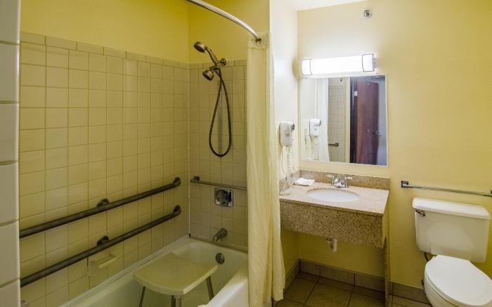 Motel 6 Montoursville, PA - Williamsport