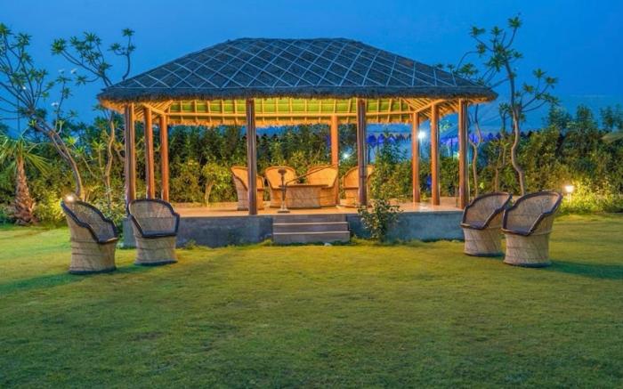 MST Farm & Resort