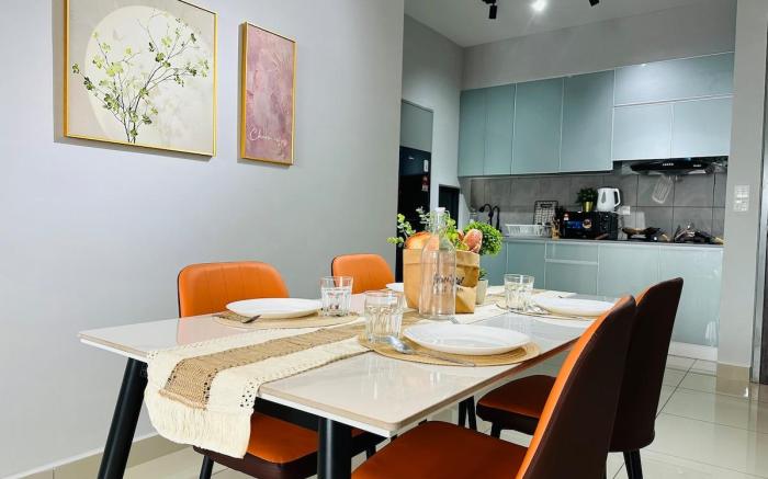 MVA17#Family Suite 8 pax 3 Rooms Velocity Cheras