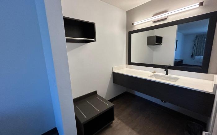 Motel 6 Lake Elsinore, CA