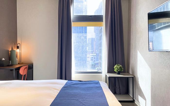 Urban King Retreat – Steps to Dongmen MRT K1
