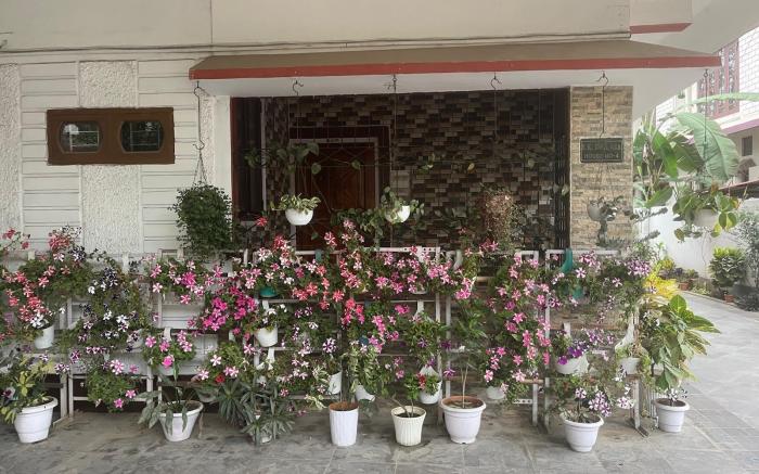 Amazing Homestay Near Nemcare Hospital 