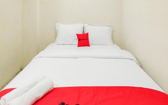 RedDoorz @ Rejoss Lux Medan