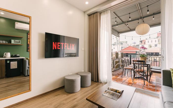 Apt4br,lift,staf247,streetview terrace,FlaxT5