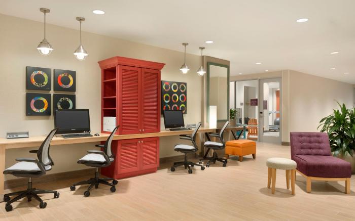 HOME2 SUITES BY HILTON SARATOGA - MALTA