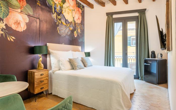 Dog Admiral - Urban Guest House