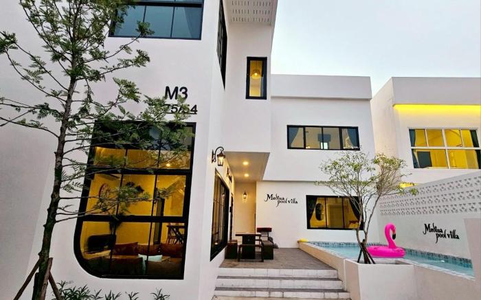 M3-Medina Private Pool Villa-Bang Saen