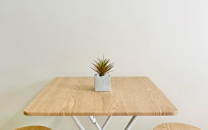 * *28 Central Location King Studio