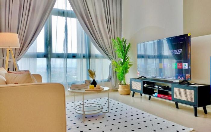 Paradigm Residence 3BR Lv 27 | 65" TV @ Jom Home