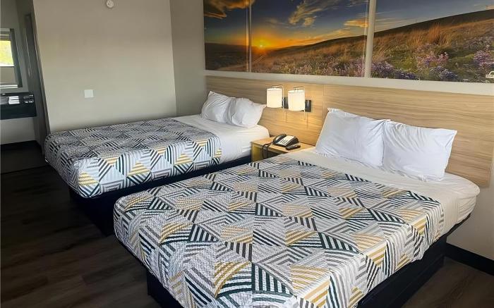 Days Inn by Wyndham Kansas City Northeast
