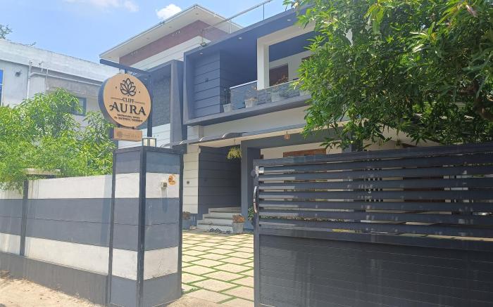 Cliff Aura by Saash Hotels