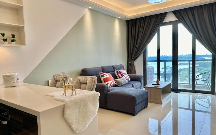 R&F Phase2@1BR L43 Seaview for 2-4 Guests