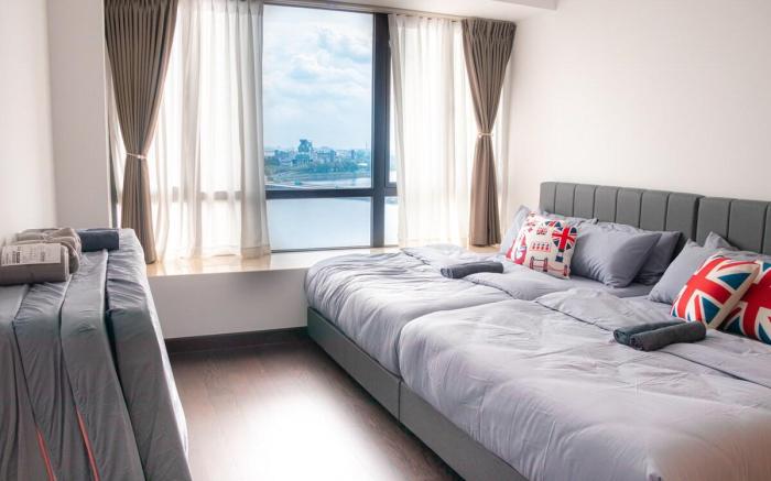R&F SeineRegion@ Luxe Ultra Seaview | 4BR 12-16pax
