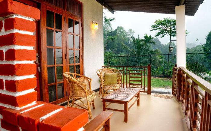 3 Arch Shiimmer Villa