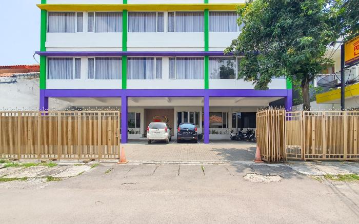 Urbanview Hotel Pondok Mas Cirebon By RedDoorz