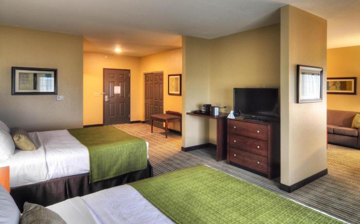 Best Western Plus Patterson Park Inn