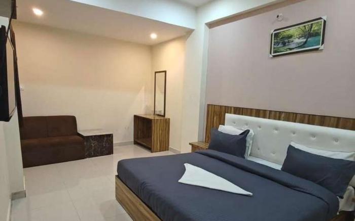 HOTEL LA PLAZO