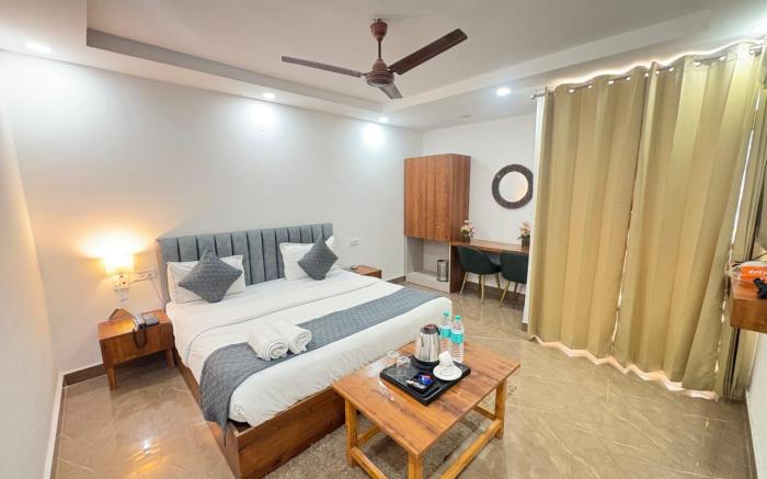 Hotel Breezy Heights Near IGI Delhi Airport by JIP