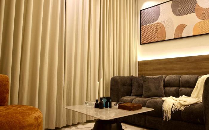 Stay in Comfort & Style A21