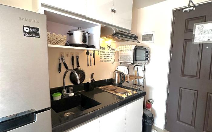 Persimmon Studios Near Ayala Mall & SM Mall Cebu