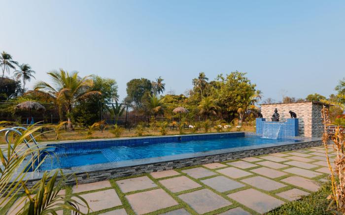 Peacock 3BR Cottages with Private Pool Saligao
