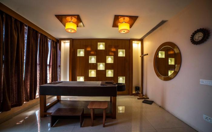 Hotel JSR Continental