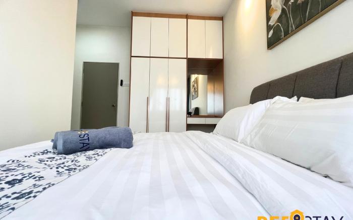 Youth City Deluxe Home Netflix WIFI for 6PAX