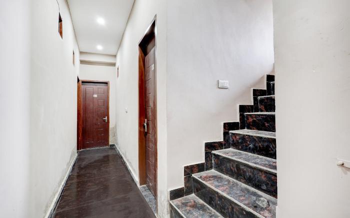 Collection O Sector 33 Gurgaon