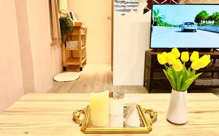 Cozy 2BR in Taipei East｜6-min MRT｜Food & Nightlife