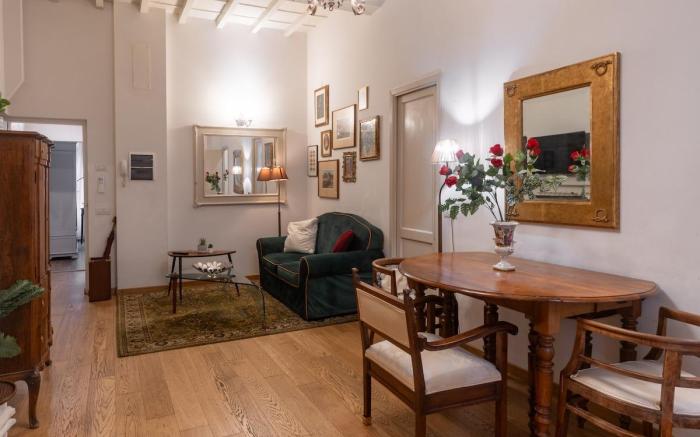Amorino: Vintage & Modern Retreat Central Florence