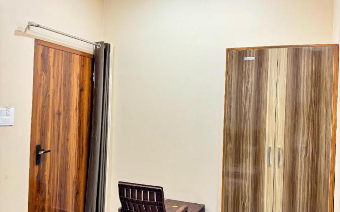 Hotel Shree Radha Raman