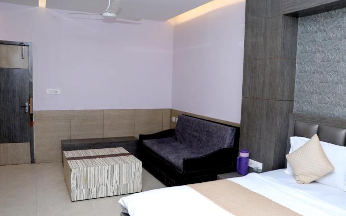Hotel Mukund palace