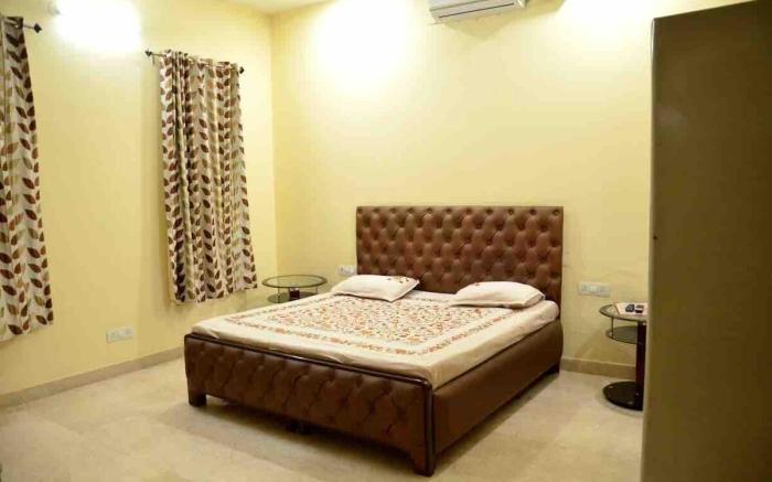 Petite Room in Muktangan