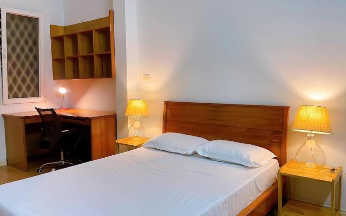 Room Opposite Hochiminh Museum