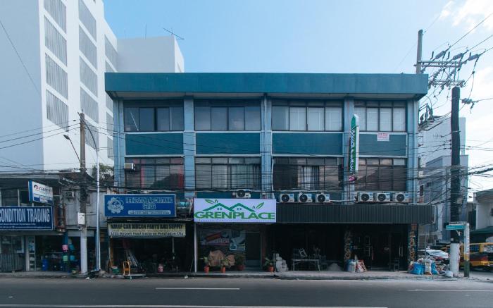 GREN PLACE near Baclaran Airport Road by RedDoorz 