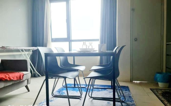 Sweet~Home~7 Tamarind Suite|WI~FI|NETFLIX~F~Parkin