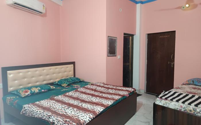 Awadh Dham Guest House