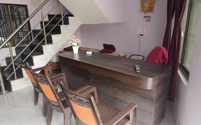 Awadh Dham Guest House