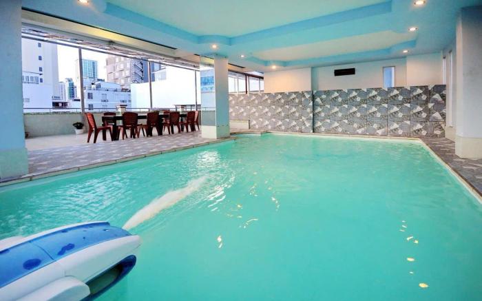 Four Seasons Hotel & Spa