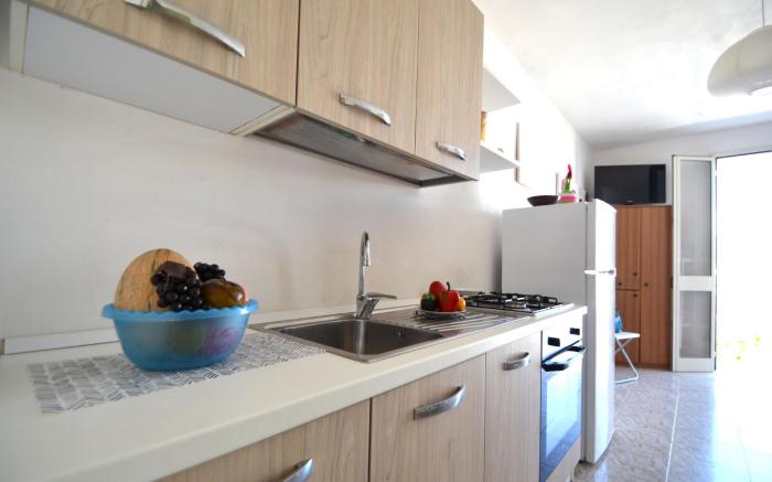 Alba two-room air-conditioned holiday home for 4 guests