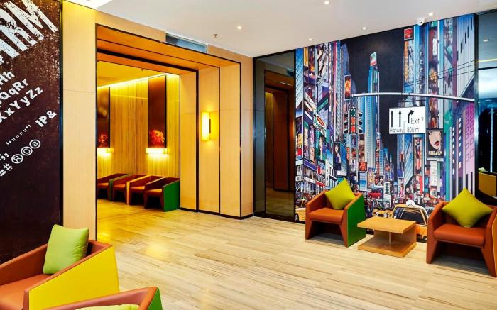 IU Hotels·Taiyuan Jiefang Road Bei Street Wanda Plaza