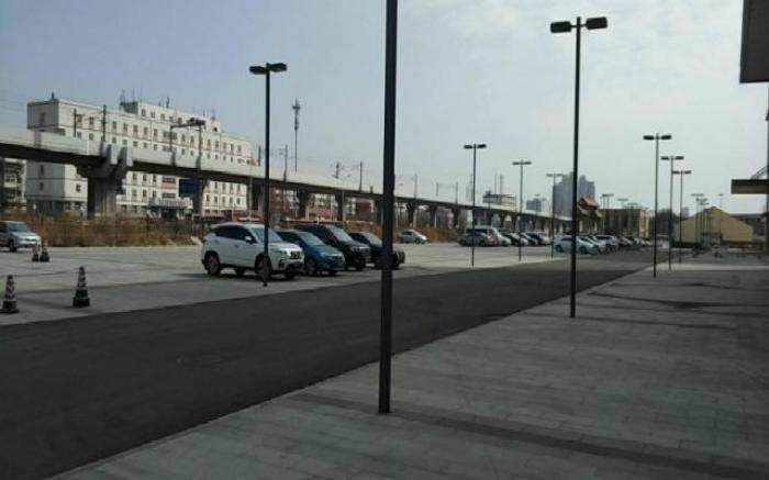 Jinjiang Inn Tianjin Zhongshanmen Light Rail Station