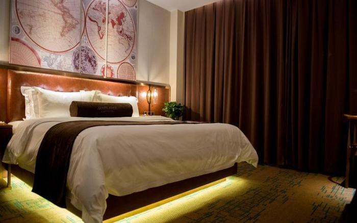 James Joyce Coffetel·Shijiazhuang Economic and Technological Development Zone Chuangye Road