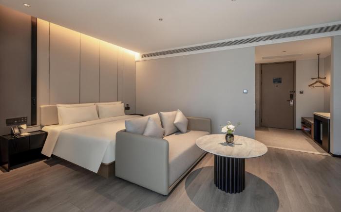 Atour Hotel Haining Xiashalan Park