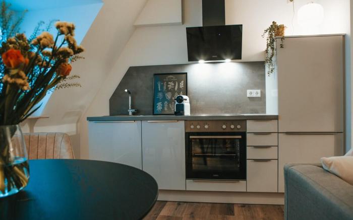 Cozy studio in a prime city location - Apartment 4