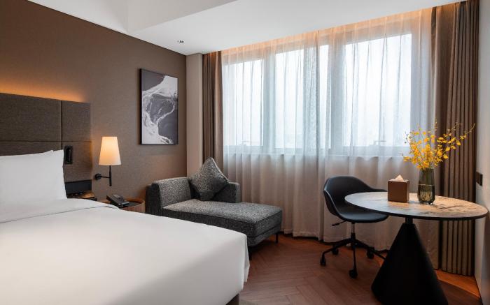 Intercity Hotel Shanghai Xujiahui Center