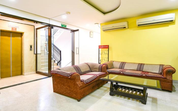 FabHotel Africa Avenue Stayz