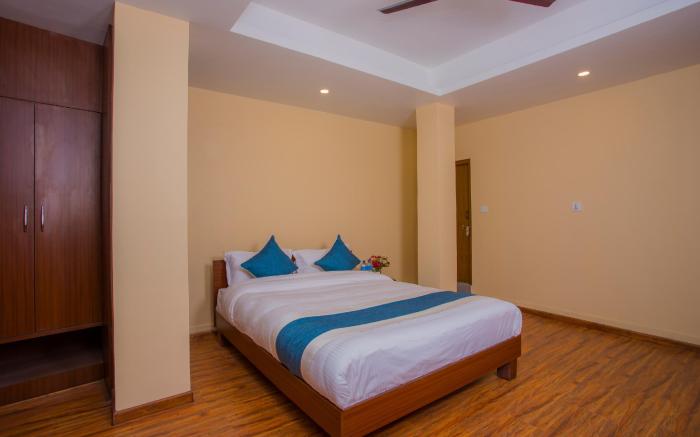 OYO 273 Hotel Rara Palace