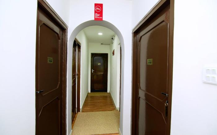 OYO 11474 Gangaur Regency Boutique Hotel
